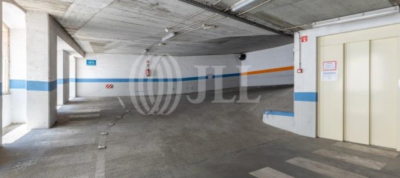 Apartamento de 4 dormitorios en Lisbon, Portugal No. 94015 46