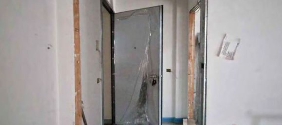 2-salle Appartement à Nerviano, Italy No. 6225 15