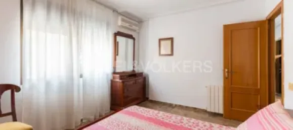 5 bedrooms House in Paterna, Spain No. 174196 11