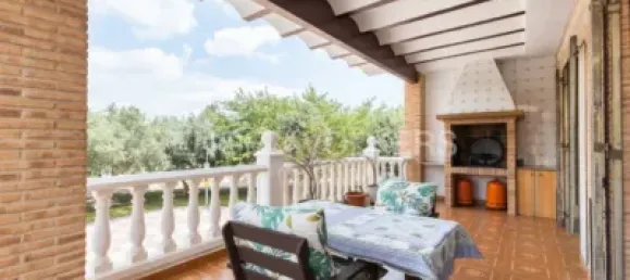 5 bedrooms House in Paterna, Spain No. 174196 5