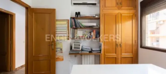 5 bedrooms House in Paterna, Spain No. 174196 13