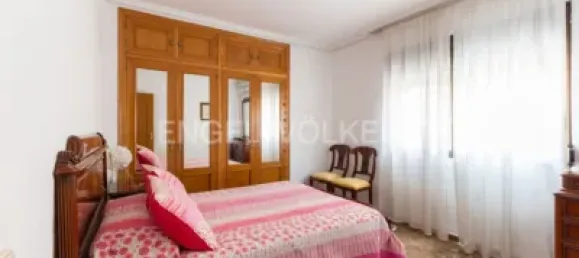 5 bedrooms House in Paterna, Spain No. 174196 10