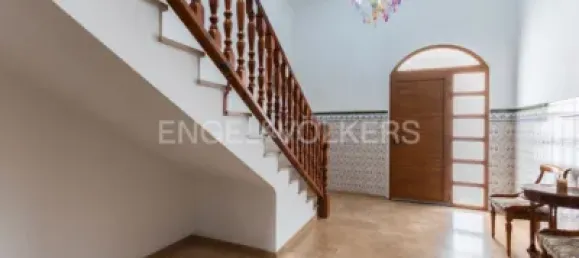5 bedrooms House in Paterna, Spain No. 174196 22