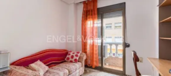 5 bedrooms House in Paterna, Spain No. 174196 14