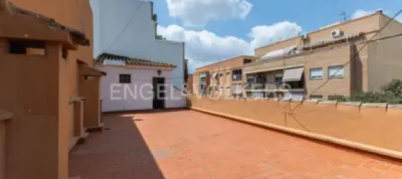5 bedrooms House in Paterna, Spain No. 174196 21