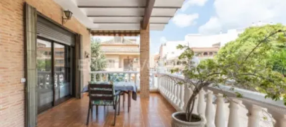 5 bedrooms House in Paterna, Spain No. 174196 7