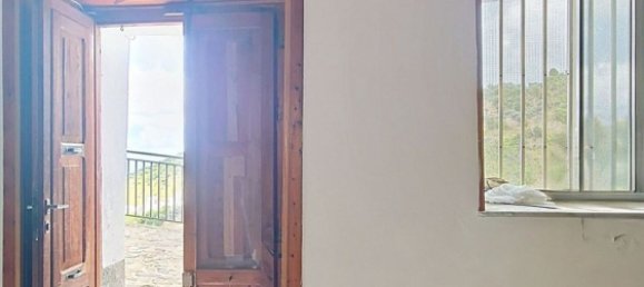 1 bedroom Apartment in Caronia, Italy No. 325088 9