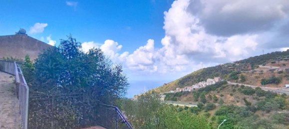 1 bedroom Apartment in Caronia, Italy No. 325088 2