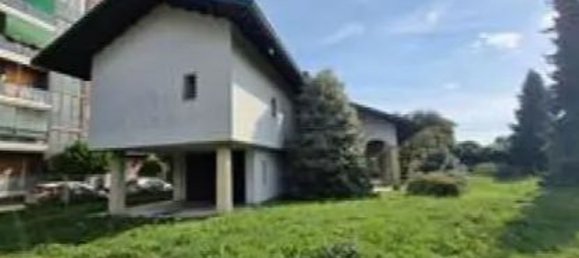 Villa de 4 divisões em Gallarate, Italy N.º 65126 5