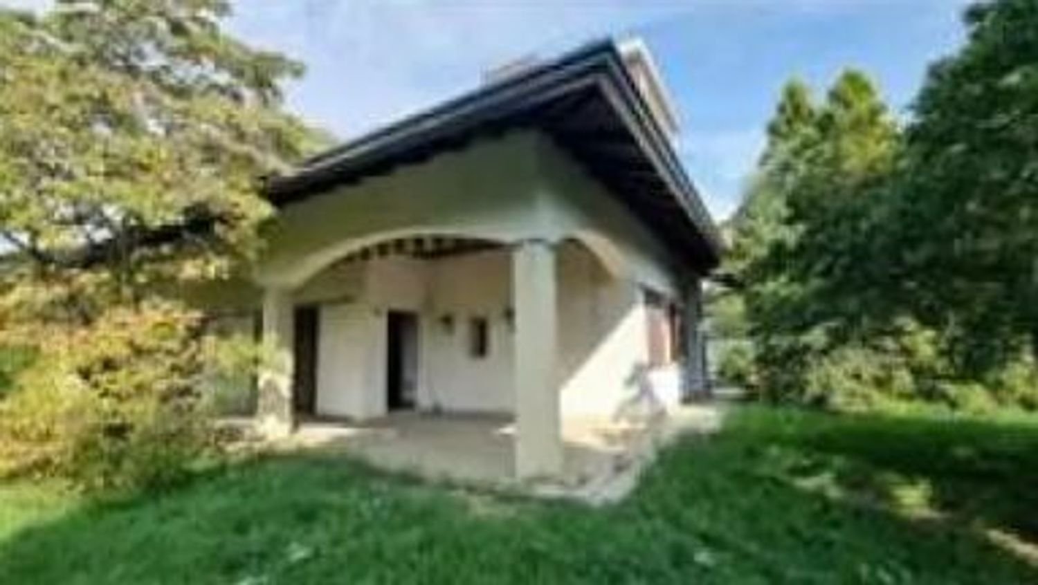 Villa de 4 divisões em Gallarate, Italy N.º 65126