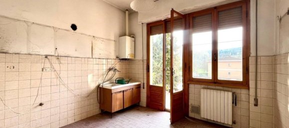 3 bedrooms Apartment in Florence, Italy No. 109027 13