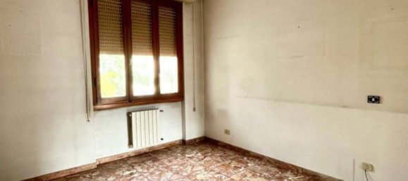 3 bedrooms Apartment in Florence, Italy No. 109027 3