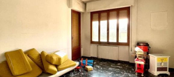 3 bedrooms Apartment in Florence, Italy No. 109027 4