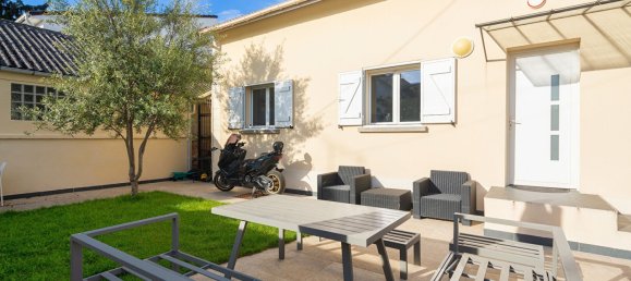 Casa de 3 dormitorios en Bezons, France No. 181407 2