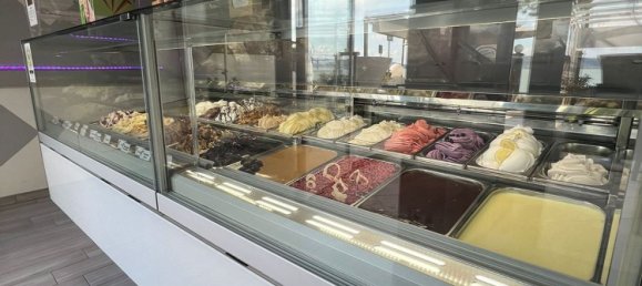 Коммерческая недвижимость 120м² в Пассиньяно суль Тразимено, Италия № 324109 4