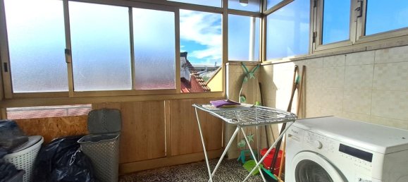 3 Schlafzimmer Wohnung in Prato, Italy, Nr. 338813 8