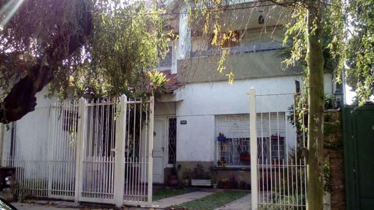 4 bedrooms House in Buenos Aires, Argentina No. 71429