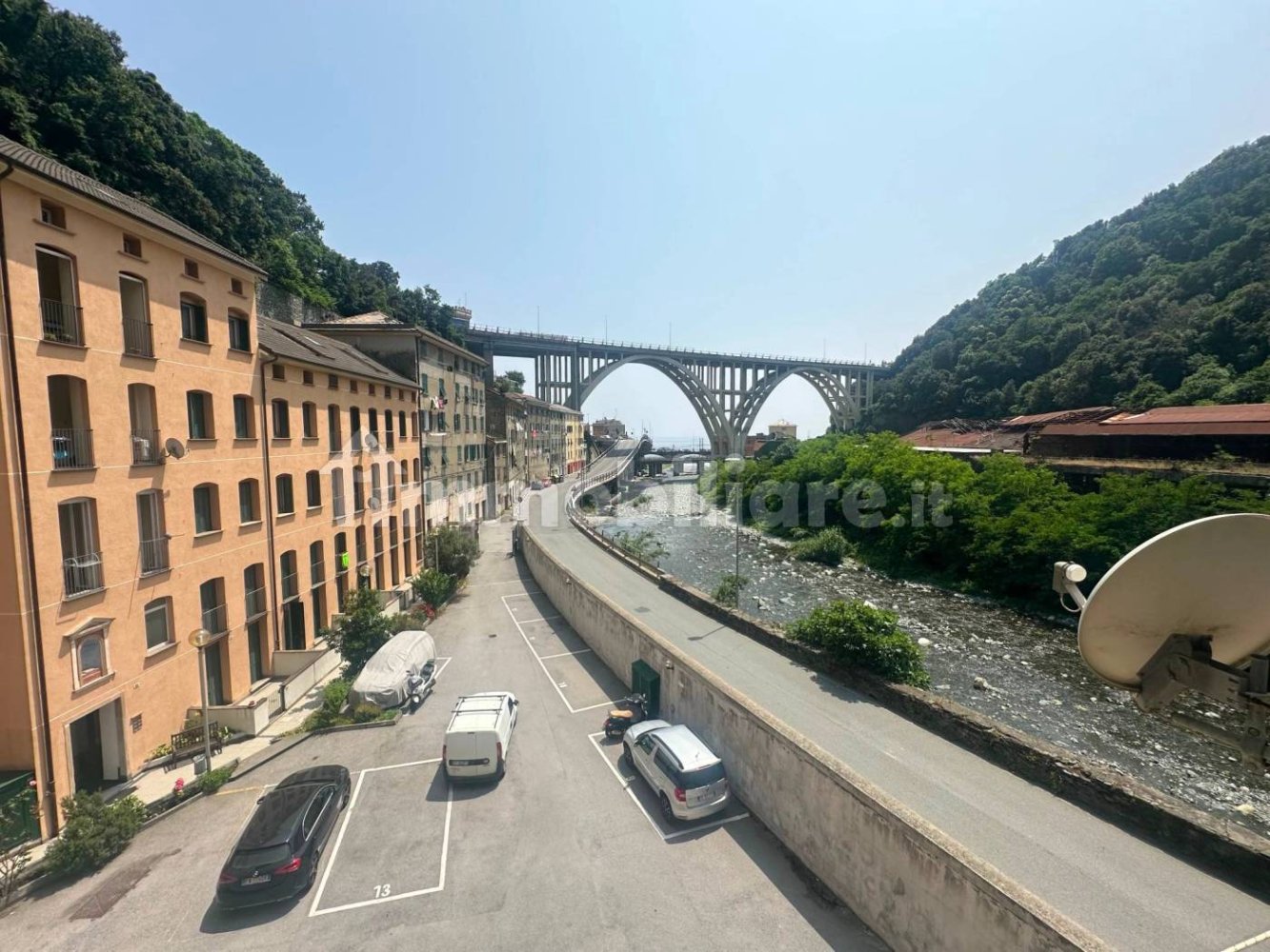 Apartamento de 2 dormitorios en Genoa, Italy No. 354687