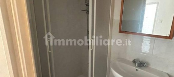 Apartamento de 2 dormitorios en Genoa, Italy No. 354687 16