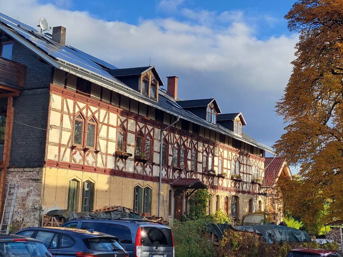 Edifício de 25 divisões em Saalfeld-Rudolstadt, Germany N.º 223370