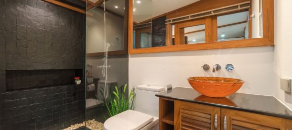 4 bedrooms Villa in Kamala, Thailand No. 5880 10