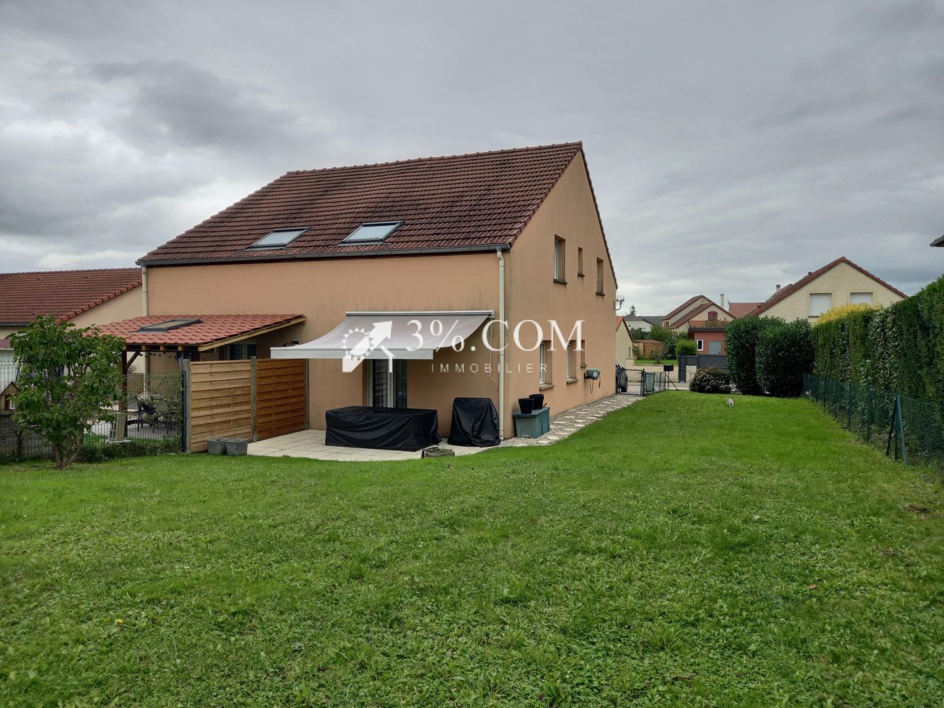 3 chambres Maison à Charmes, France No. 230791