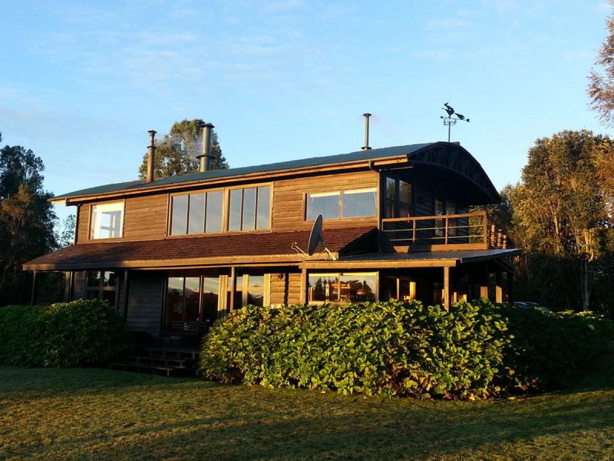 Casa de 4 dormitorios en Los Ríos, Chile No. 4771