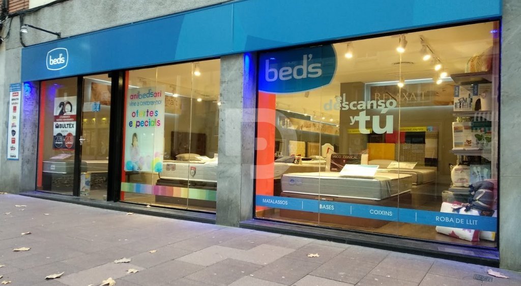 Laden in Barcelona, Spain 140m², Nr. 294076