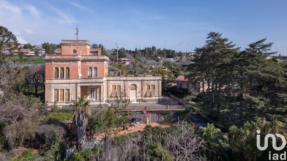 10 غرف نوم فيلا في Sant'Agata li Battiati, Italy رقم 39063