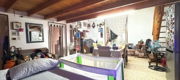 2 rooms Apartment in Barletta, Italy No. 278381 3