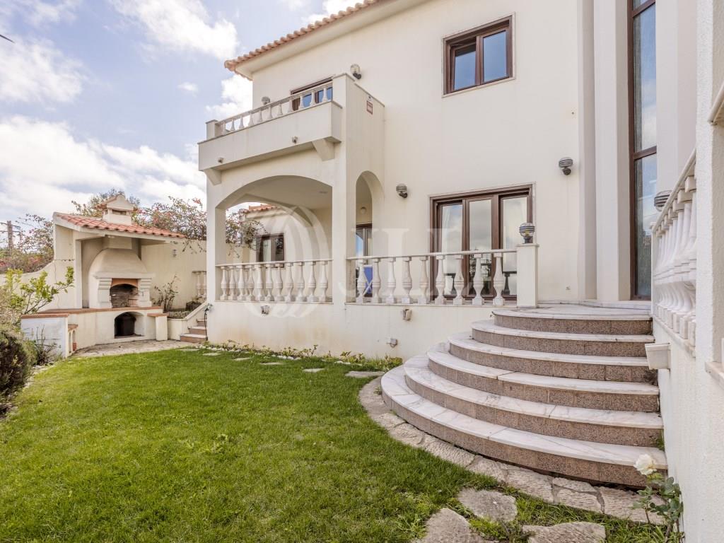 5 bedrooms House in Cascais, Portugal No. 106162