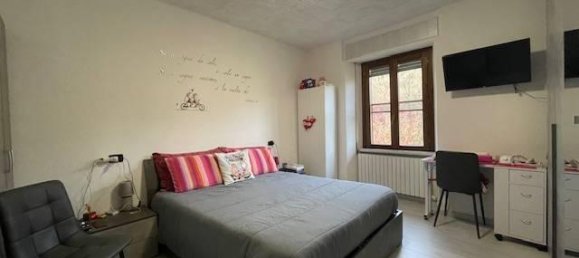 3-Zimmer Wohnung in Malnate, Italy, Nr. 229412 6