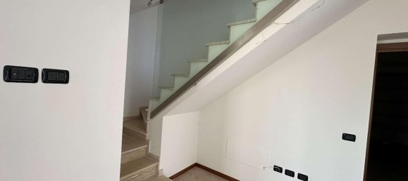 7 rooms House in Nocera Umbra, Italy No. 175710 2