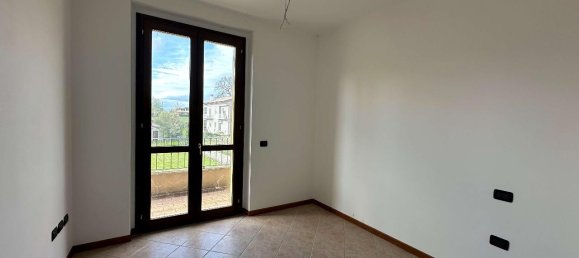 7 rooms House in Nocera Umbra, Italy No. 175710 6