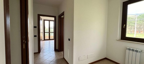 7 rooms House in Nocera Umbra, Italy No. 175710 11