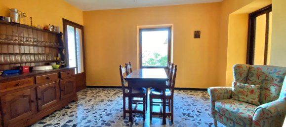 9-Zimmer Haus in Mombarcaro, Italy, Nr. 275916 17