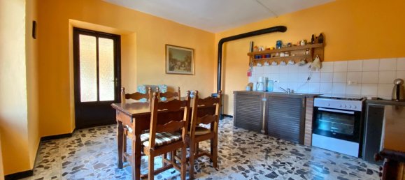 9-Zimmer Haus in Mombarcaro, Italy, Nr. 275916 15
