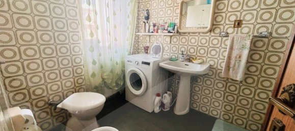 4 rooms House in Termoli, Italy No. 17519 11