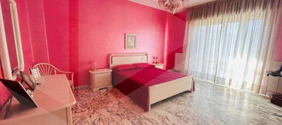 4 rooms House in Termoli, Italy No. 17519 13