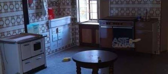 2 bedrooms Apartment in Asti, Italy No. 264984 7