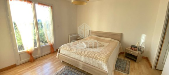 4 bedrooms House in Noyant-de-Touraine, France No. 157385 6