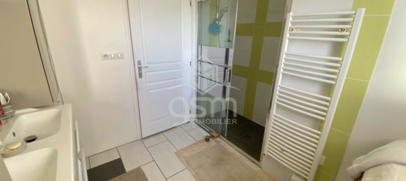 4 bedrooms House in Noyant-de-Touraine, France No. 157385 9