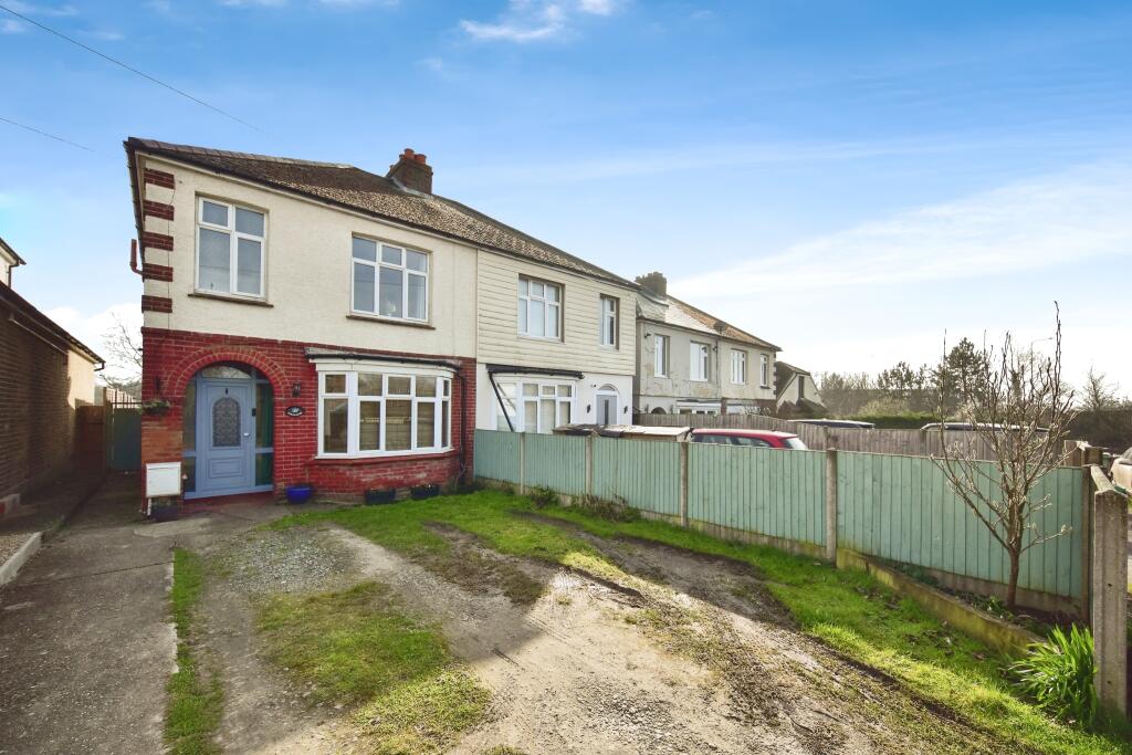 3 bedrooms House in Maidstone, United Kingdom No. 10703