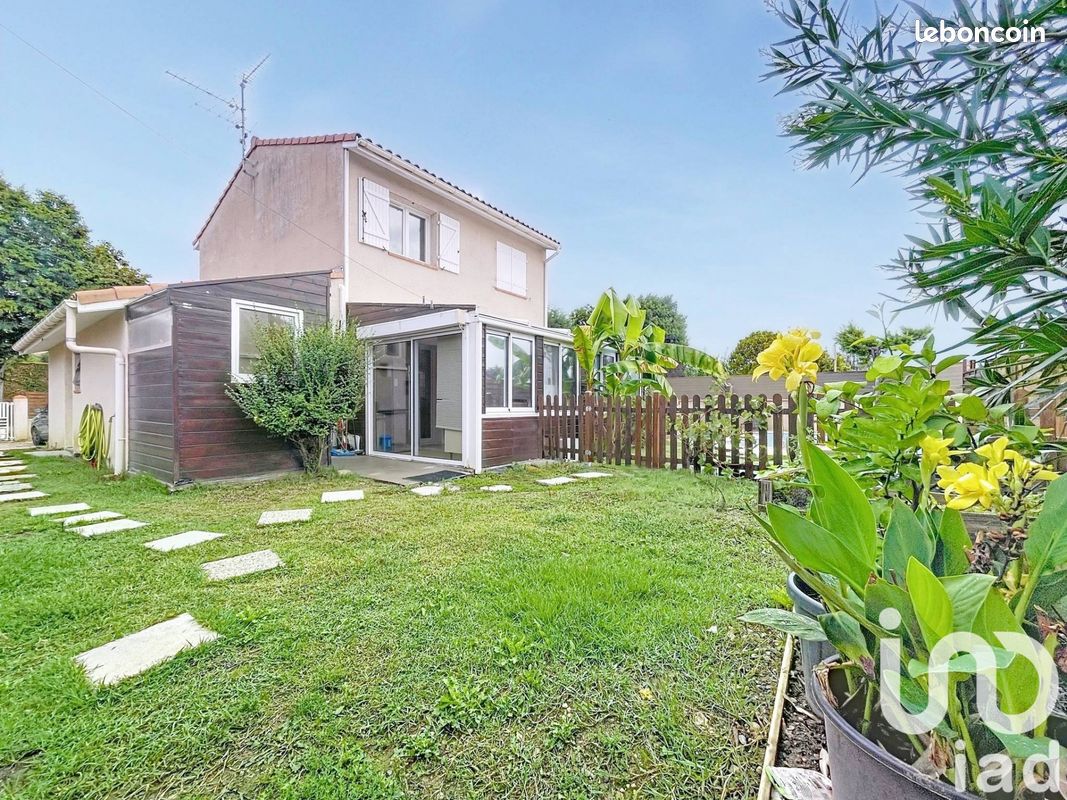 3 bedrooms House in Fenouillet, France No. 321388