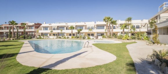 2 bedrooms Bungalow in Torrevieja, Spain No. 287456 2