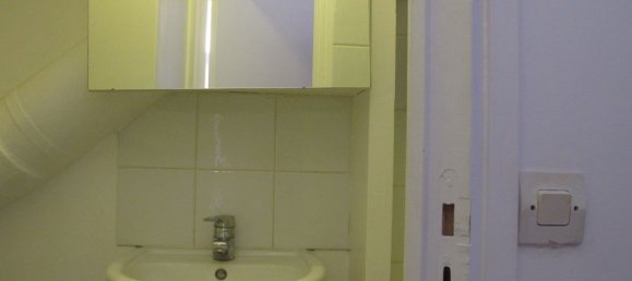 1 bedroom Apartment in Paris, France No. 168764 5