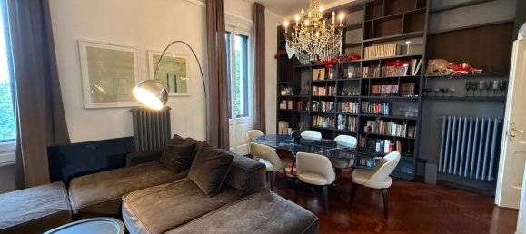4 rooms Apartment in Parma, Italy No. 291828 8