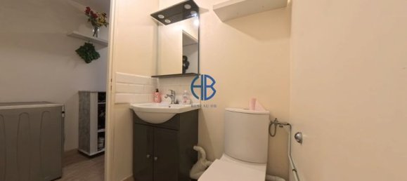 1 bedroom House in La Courneuve, France No. 360086 10