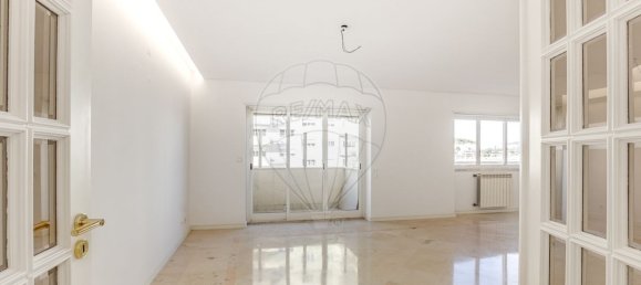 3 chambres Appartement à Oeiras, Portugal No. 353071 4