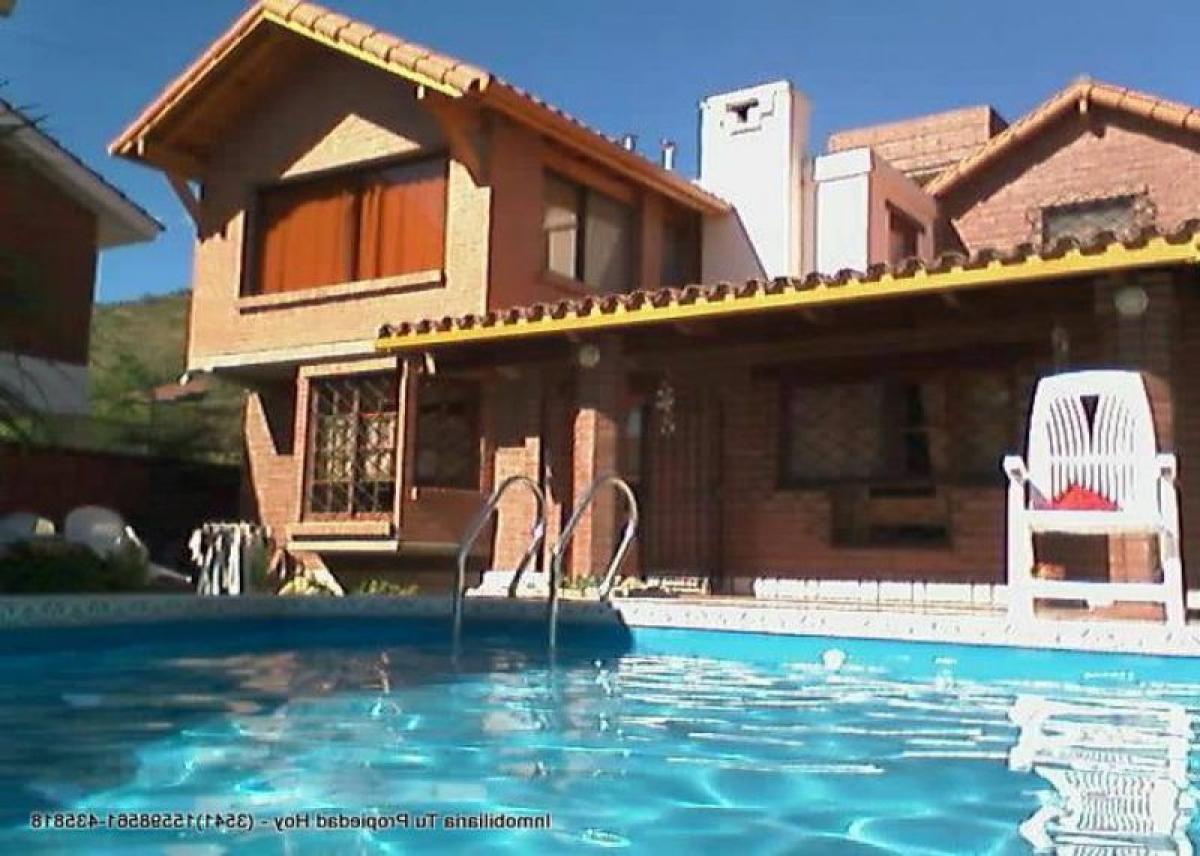 Квартира с 7 спальнями в Кордоба, Аргентина № 17897